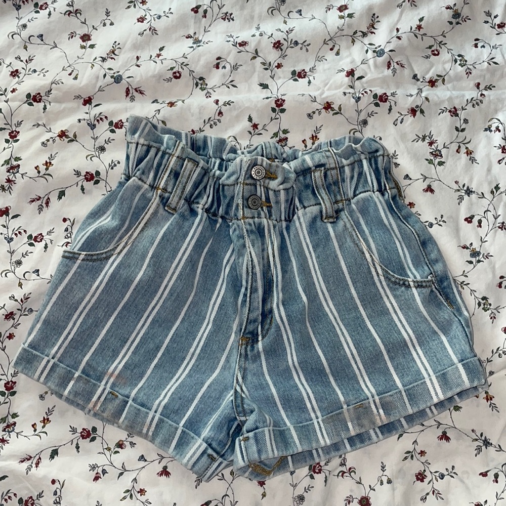 Blue and white striped hi-waist mom shorts from PacSun